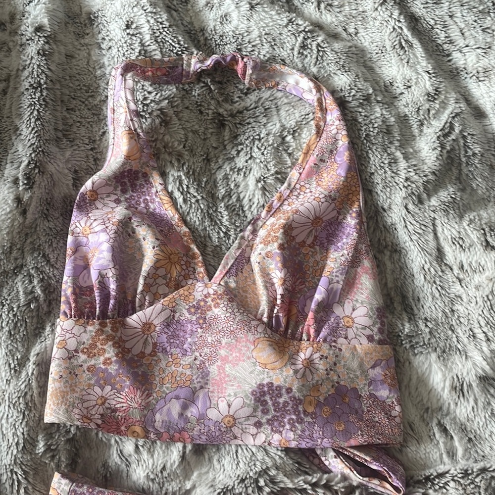 Super cute set, never worn.